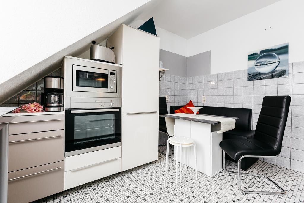 Apartments Нойс Номер фото